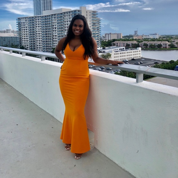 Melora Orange Sleeveless Maxi Dress from Lulu’s - Picture 3 of 4